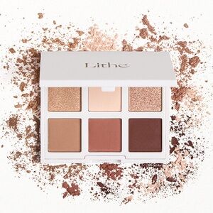 Lithe Beauty Night & Day Eyeshadow Palette